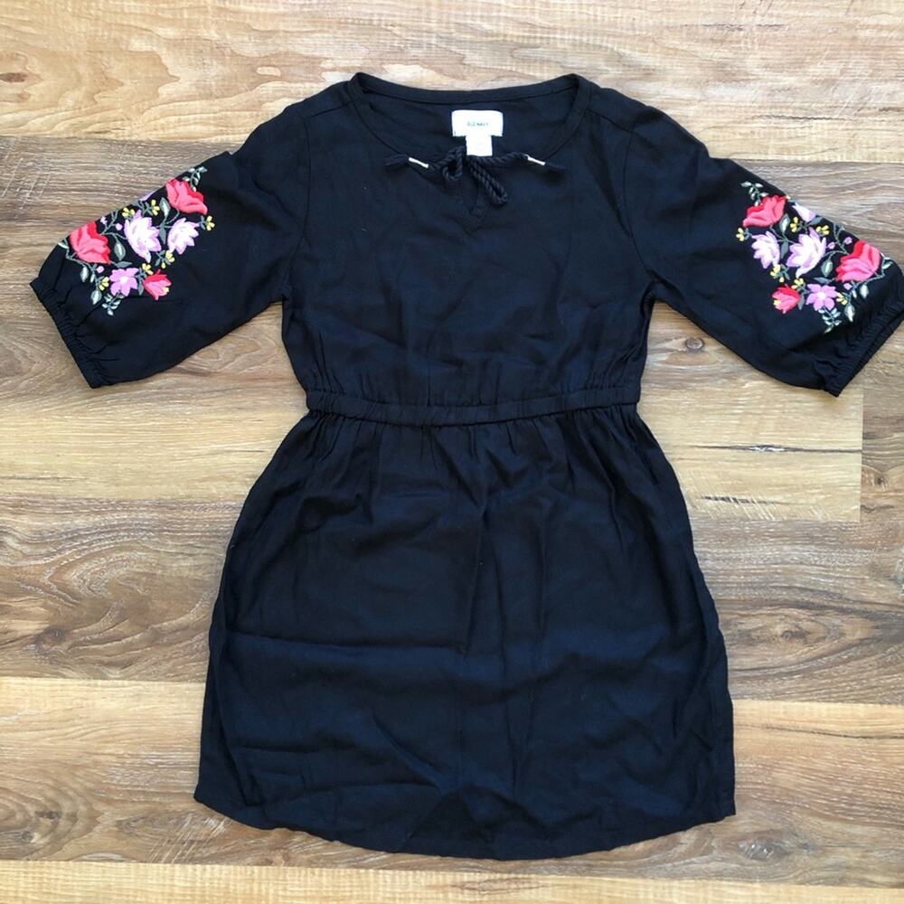 Old Navy Embroidered-Sleeve Waist-Defined Midi Dress for Girls Black Size 5 Boho
